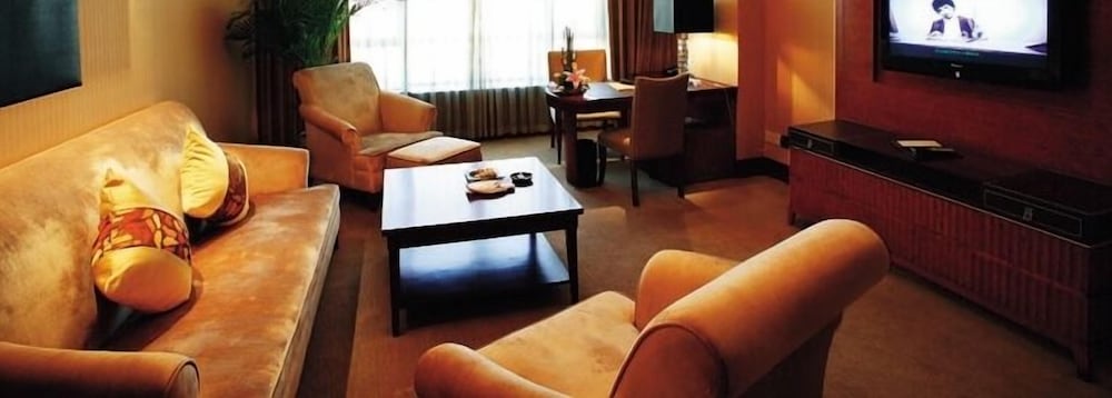Deluxe Room, City View photo 2