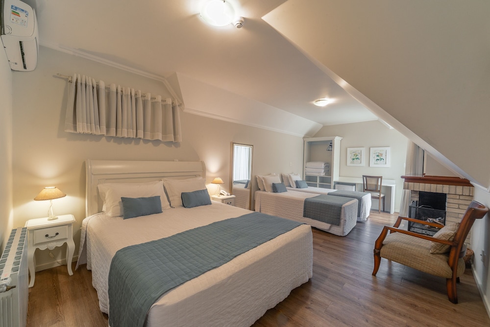 Superior Quadruple Room photo 1