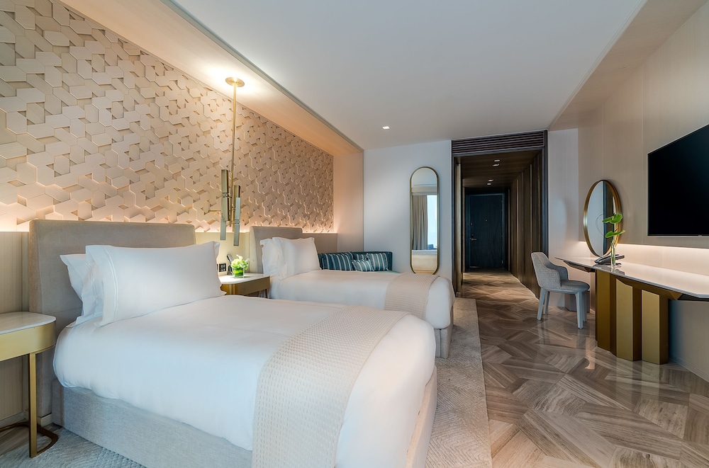 Superior | Twin Beds