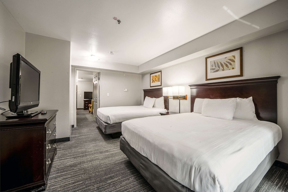 Suite, 2 Queen Beds, Non Smoking (Extended Stay) - Photo 10