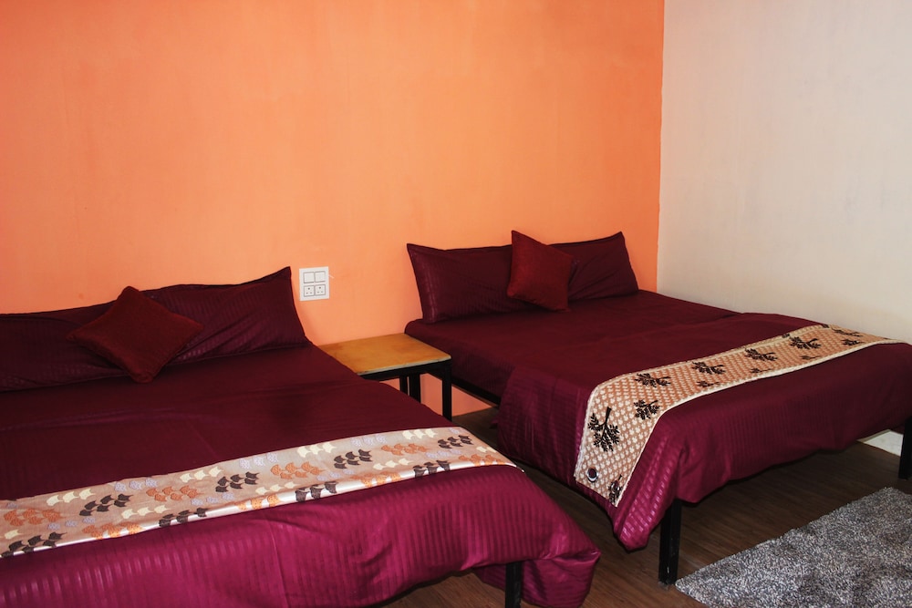 Mountain Facing Premium Room photo 3
