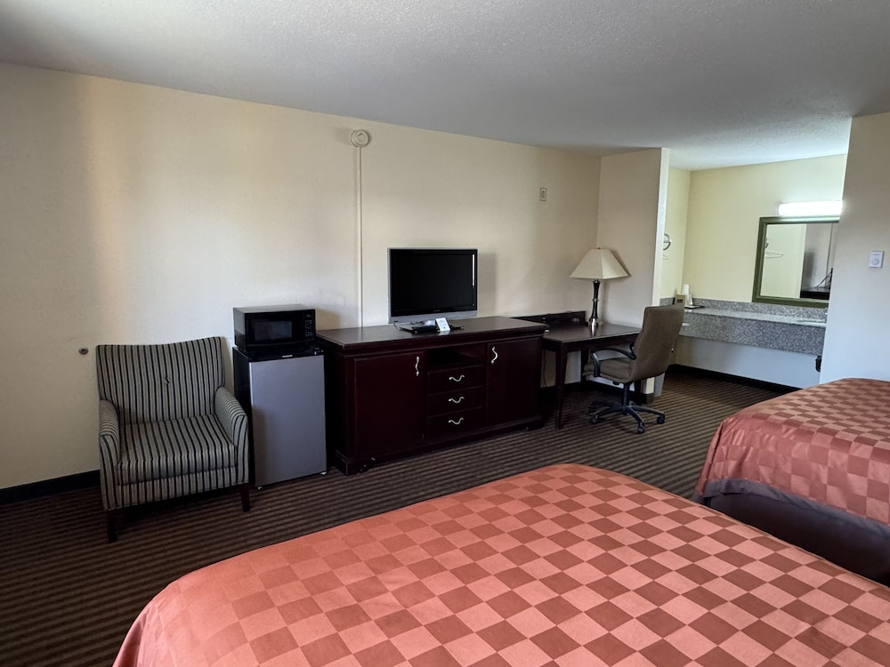 Double Room, 2 Bedrooms photo 3