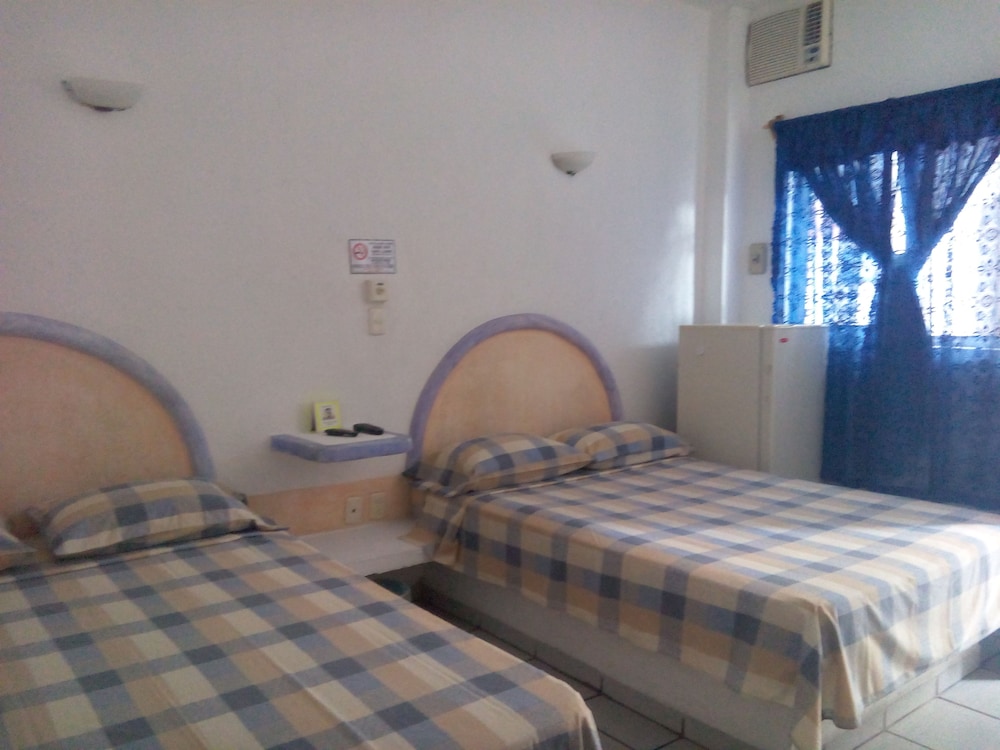 Double Room with A/C photo 1