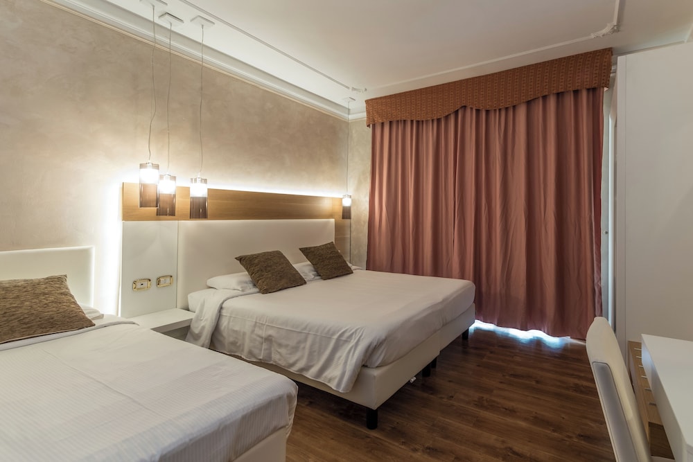 Double or Twin Room, City View