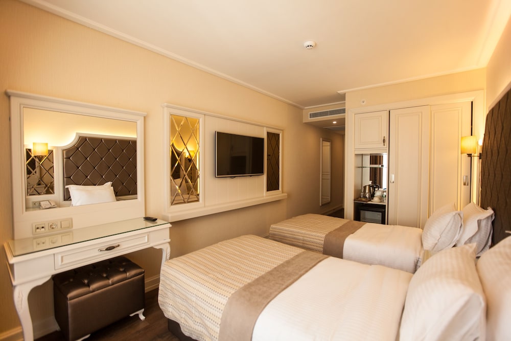 Standard Twin Room photo 2