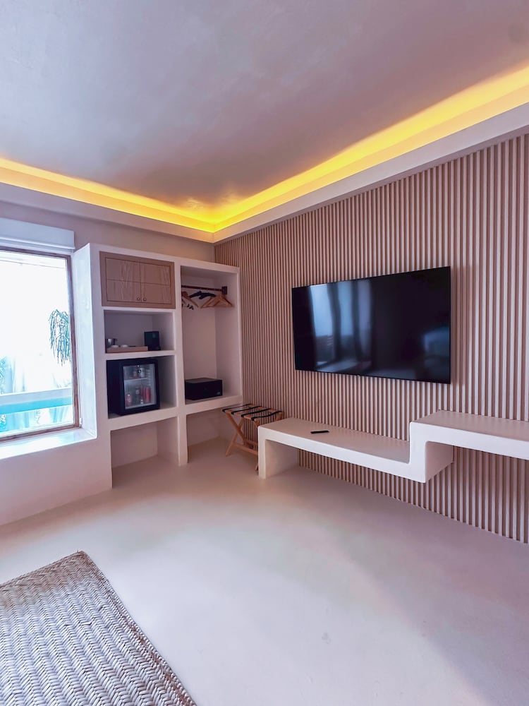 Classic Studio Suite, Private Pool