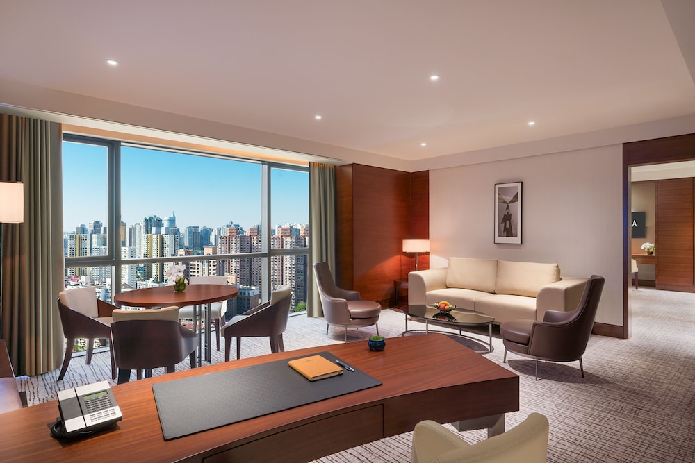 Amara Club Deluxe Suite