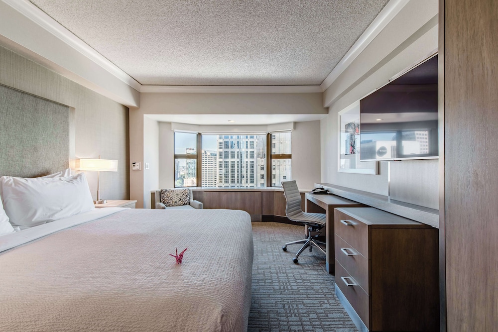 Room, 1 King Bed, Accessible - Photo 4