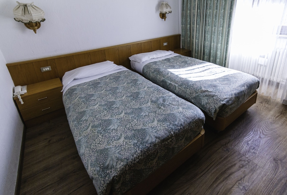Superior Twin Room photo 3
