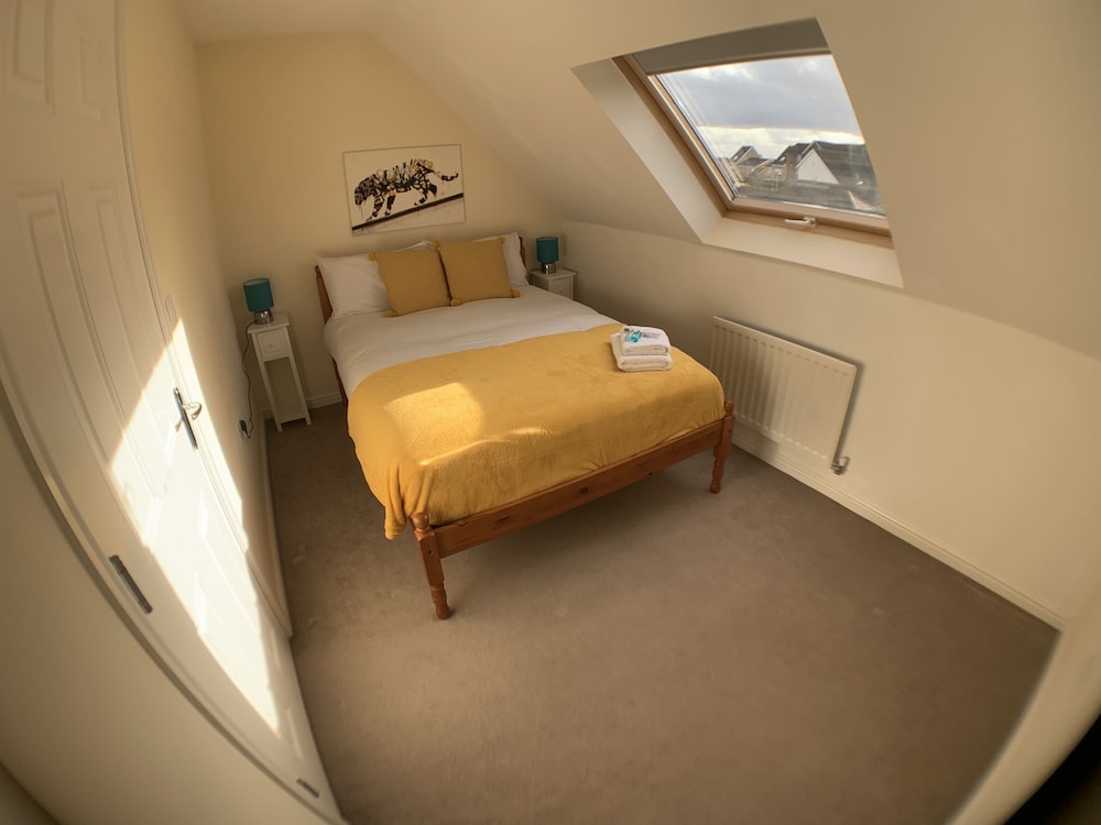 Business Townhome photo 3