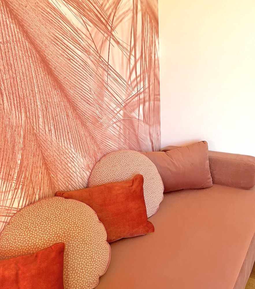 Deluxe Suite, Ensuite, Garden View (Cosmopolitan) - Photo 13