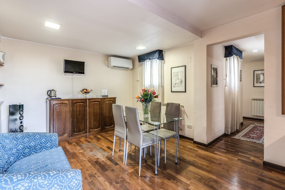 Triple Room - Photo 1