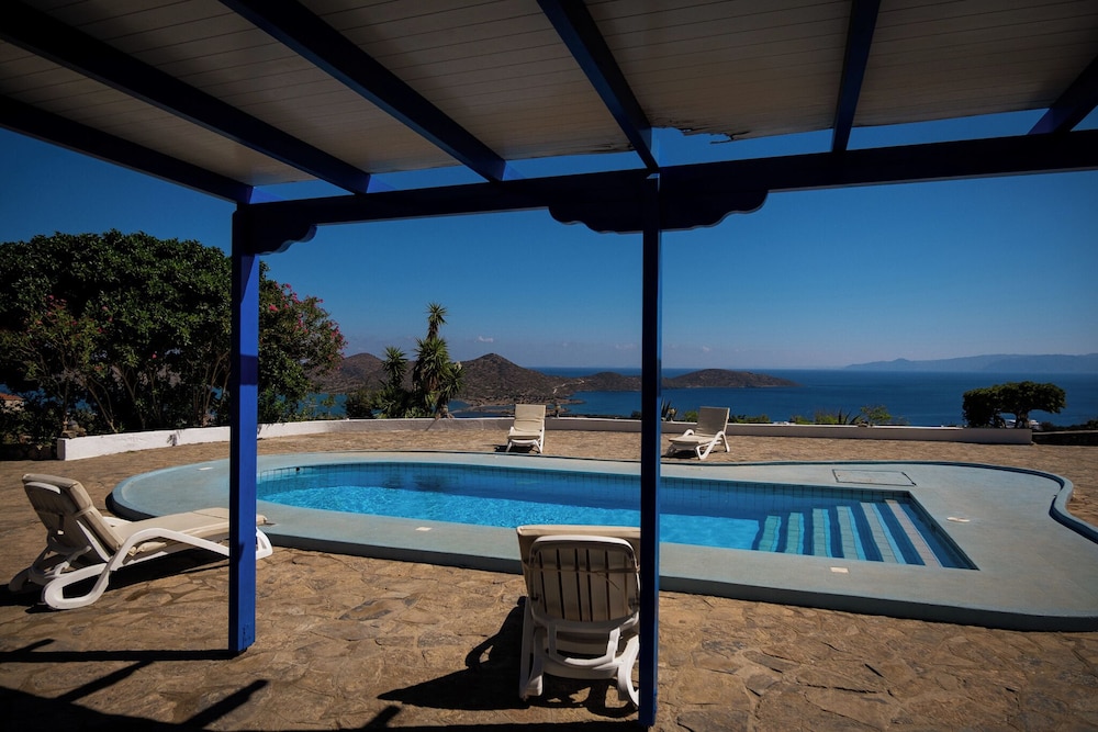 Seaview Villa Paul