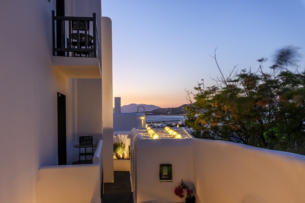 Deluxe Double Room, Sea View - Photo 5