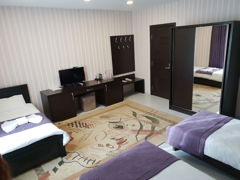 Standard Triple Room, Multiple Beds
