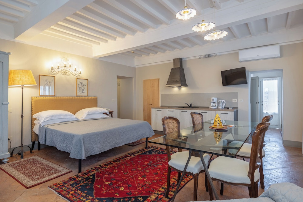 Panoramic Studio Suite, 1 Bedroom, Terrace, Valley View - Photo 3
