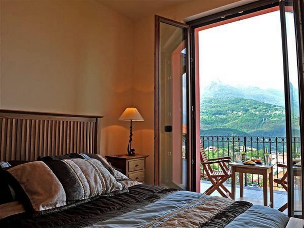 Family Townhome, Multiple Bedrooms, 2 Bathrooms, Mountainside (Clubhouse)