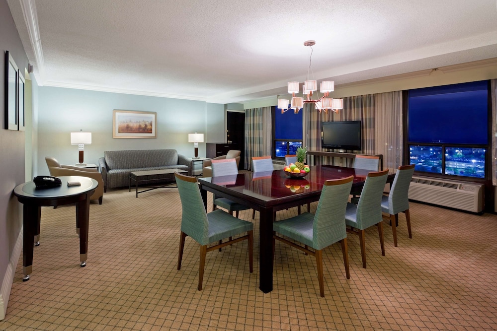 Junior Suite, 2 Queen Beds, Non Smoking