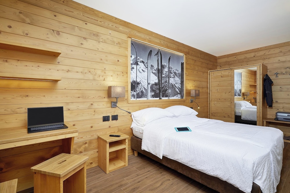 Deluxe Triple Room, 2 Bedrooms photo 1