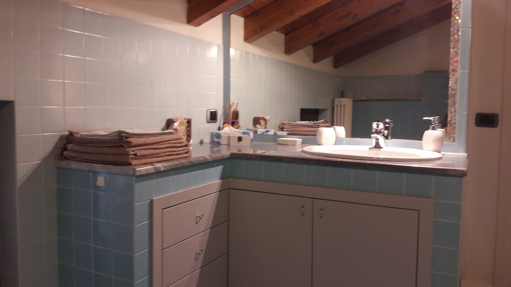 Comfort Double Room, Private Bathroom photo 3