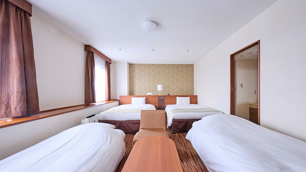 Superior Quadruple Room, Non Smoking photo 3