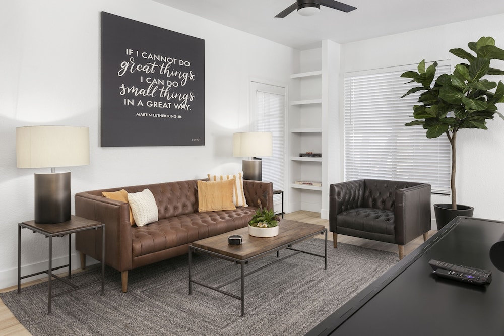 Family Condo, 3 Bedrooms, Balcony