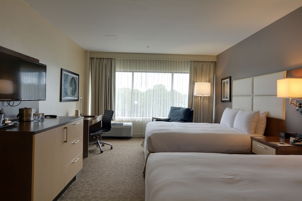 Classic Room, 2 Queen Beds - Photo 3
