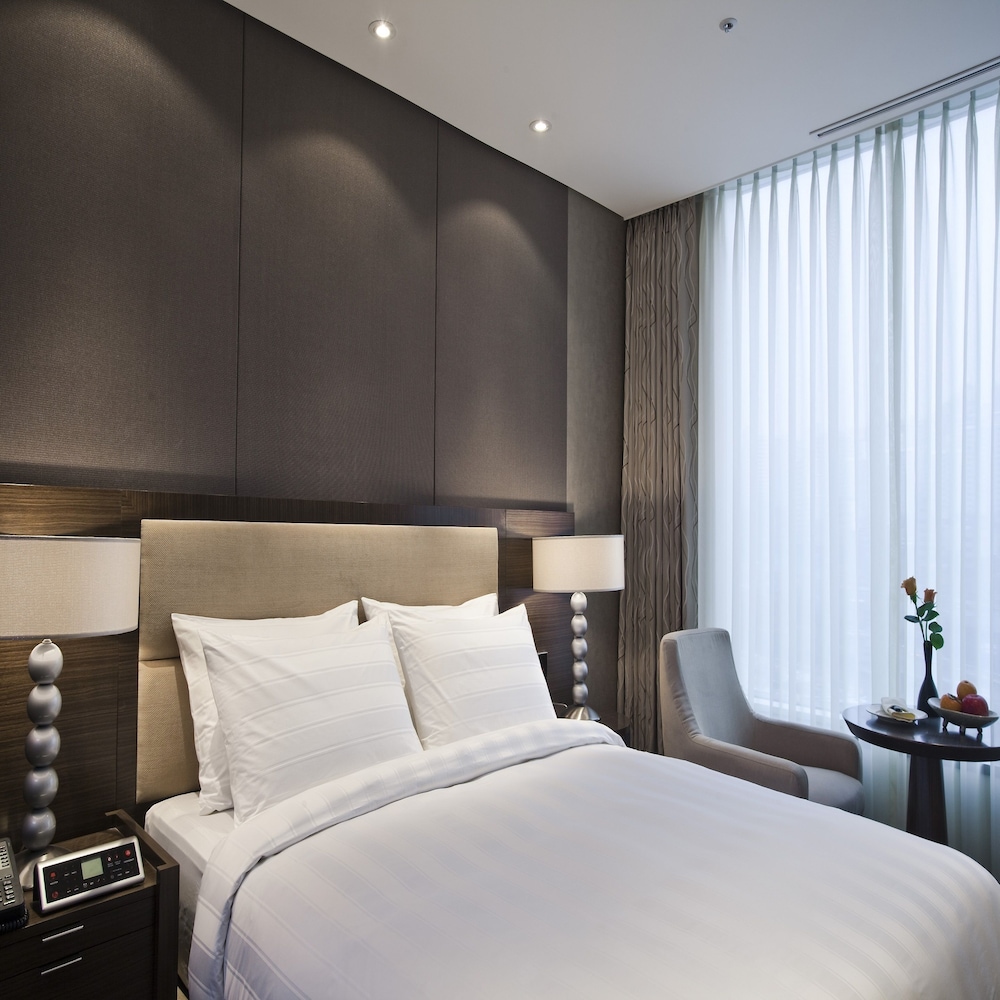 Superior Double Room, City View (Mini Bar Per Stay) - Photo 2