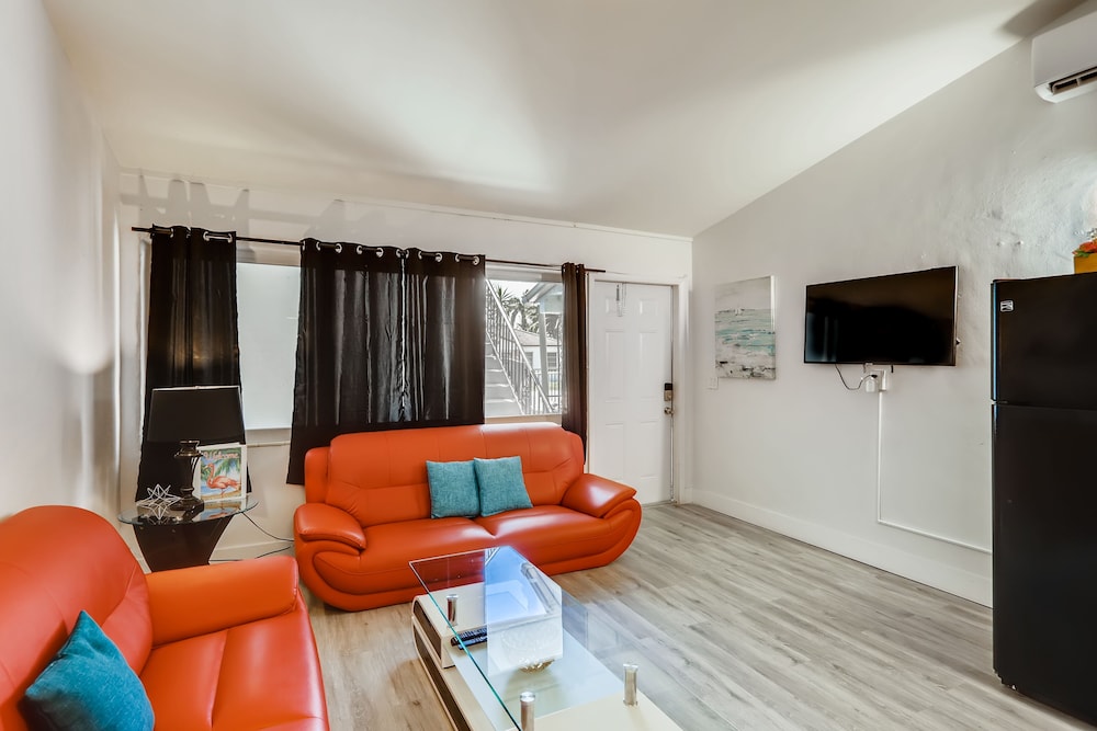Classic Apartment photo 1