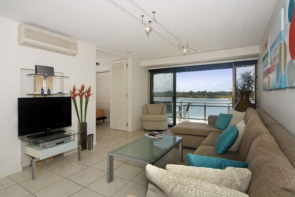 Apartment, 2 Bedrooms, River View photo 3