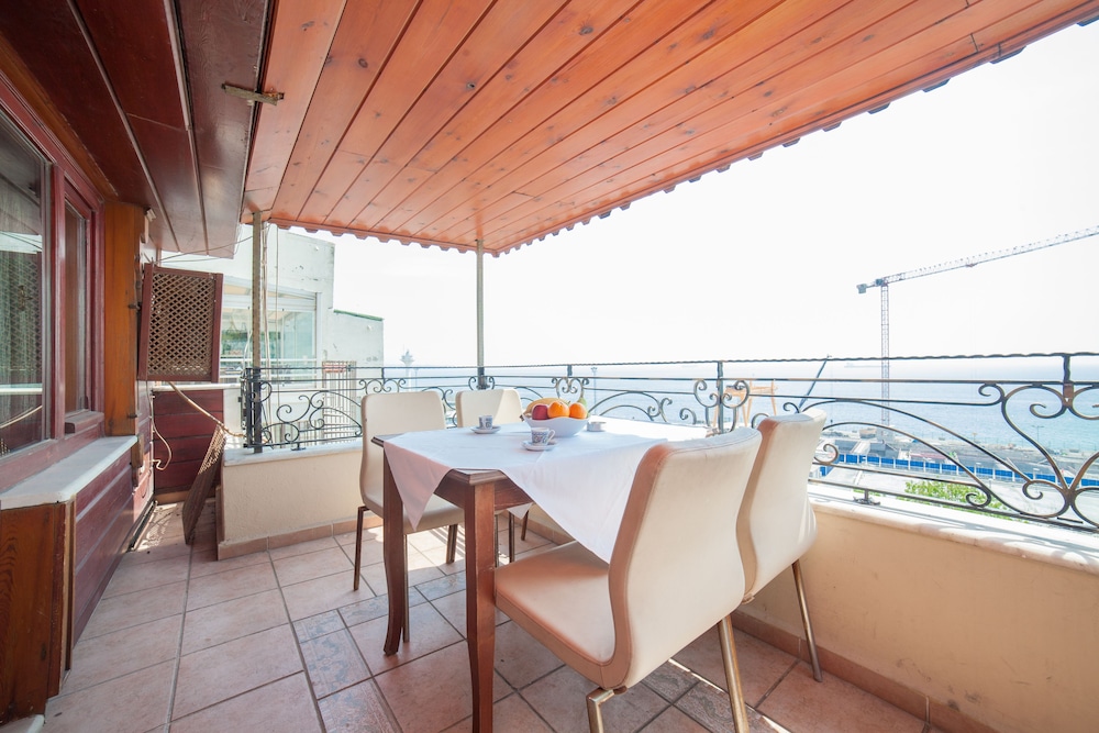 Suite with Spa photo 3