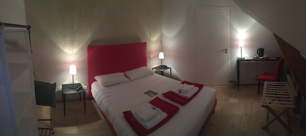 Standard Double Room photo 3