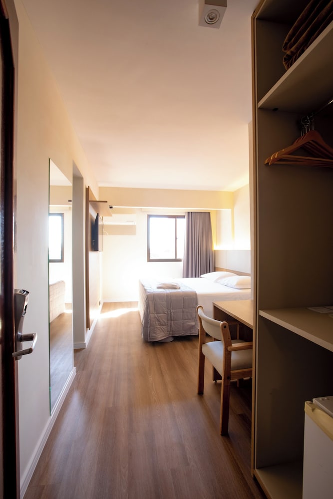 Standard Double Room photo 2