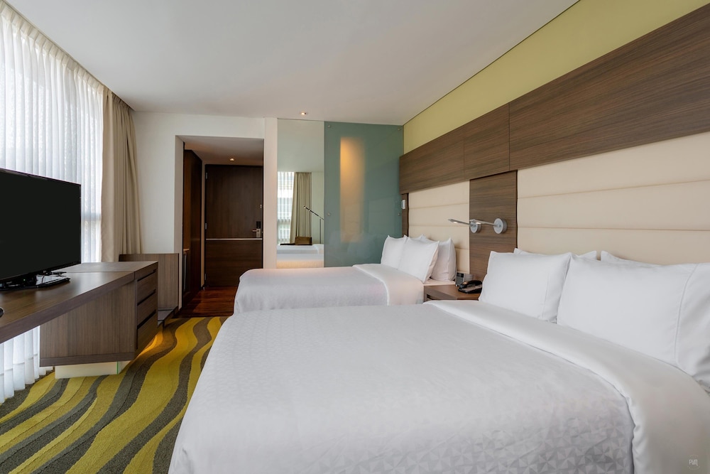 Executive Room, 2 Double Beds (Club Level) photo 3