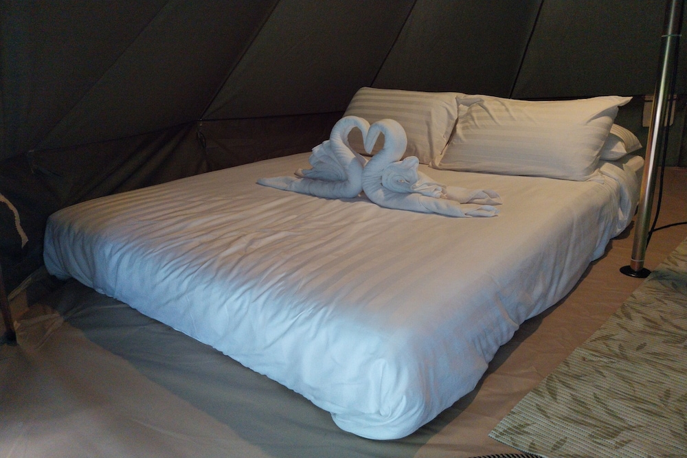 Standard Tent photo 2