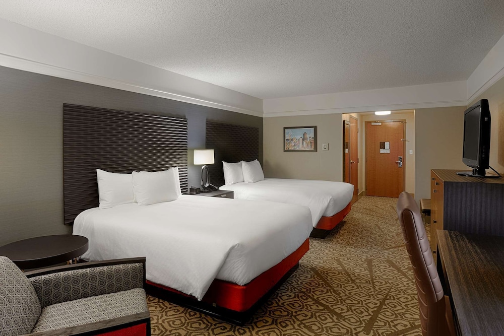 Room, 2 Queen Beds, Marina View - Photo 1