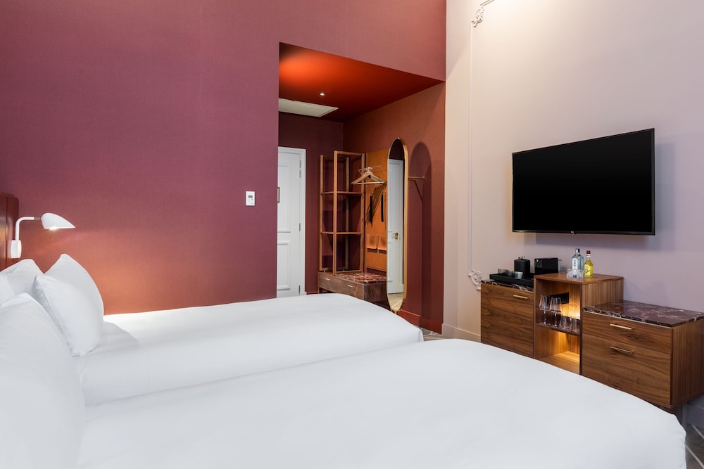Room, 2 Twin Beds - Photo 5