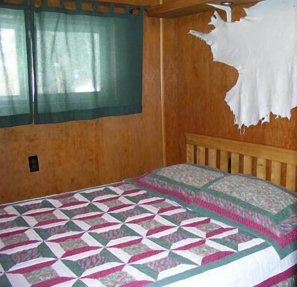 #12, Cattleman, 2 bed