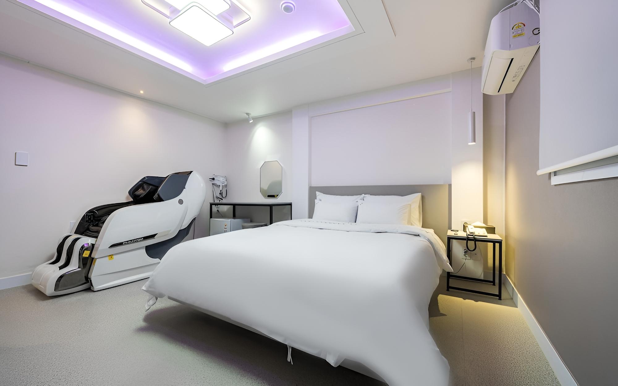 Room (Deluxe massage (air purifier gaming P) photo 2