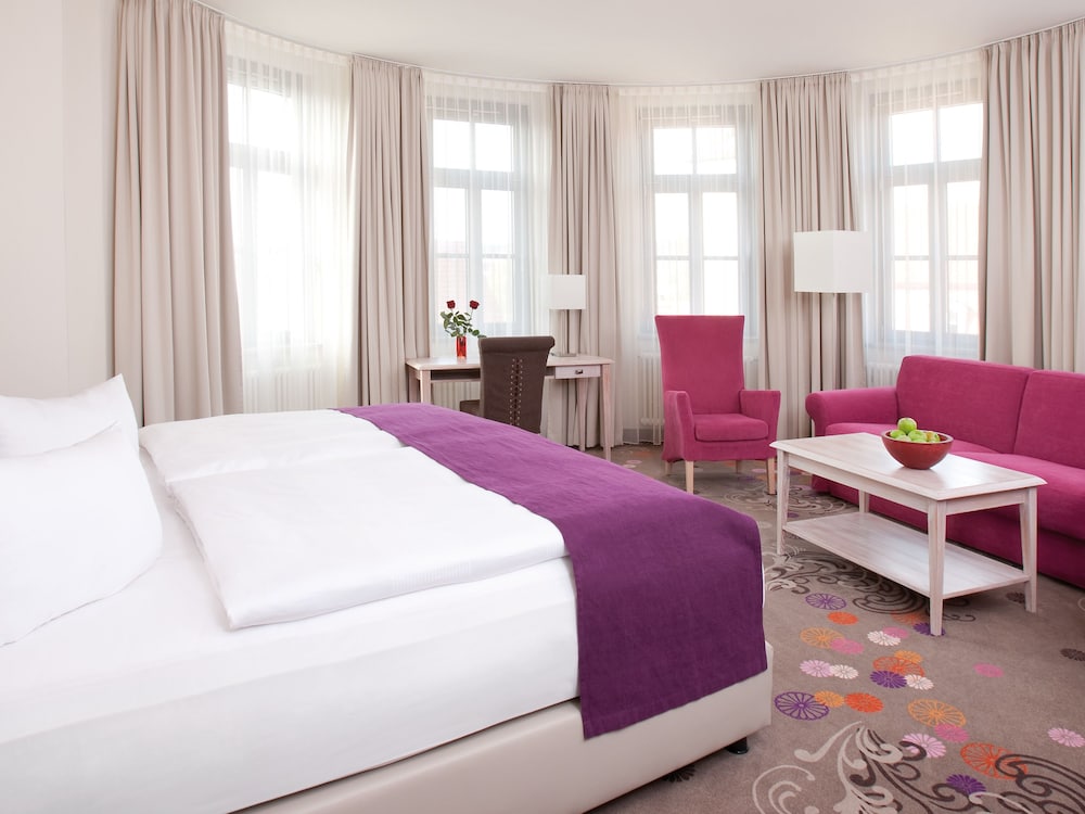 Deluxe Room - Photo 2
