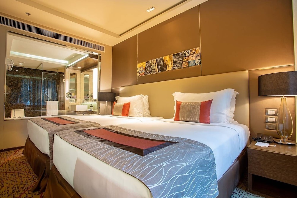 Executive Suite photo 3