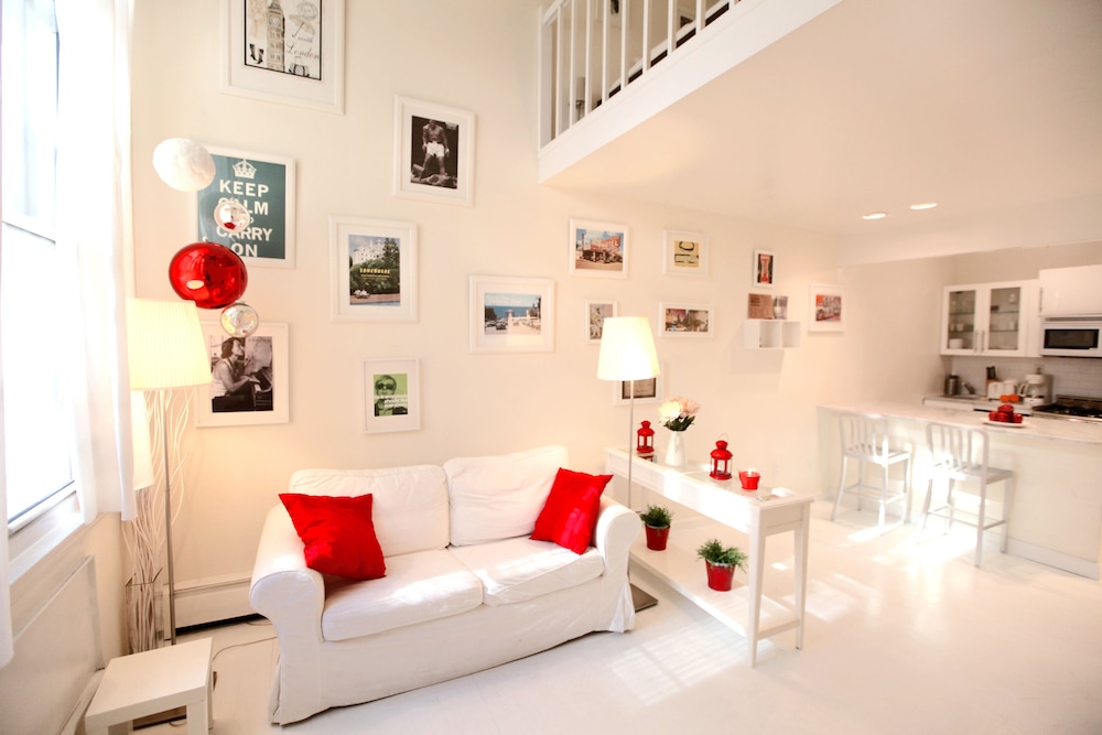 Luxury Loft, Multiple Beds, Kitchen photo 3