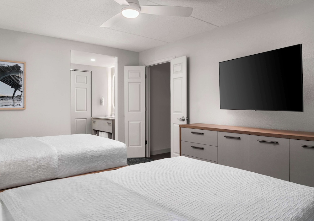 Deluxe Suite, 1 Bedroom, Kitchen (2 Double Beds) photo 2