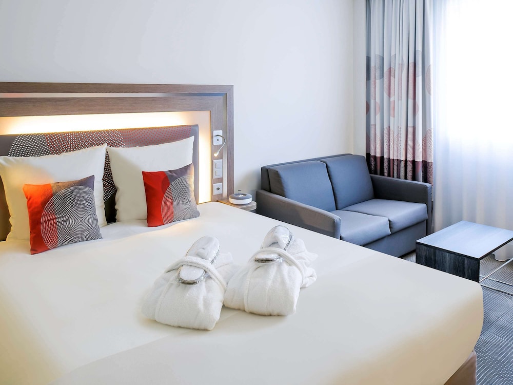Superior Room, 1 Double Bed with Sofa bed, Non Smoking - Photo 3