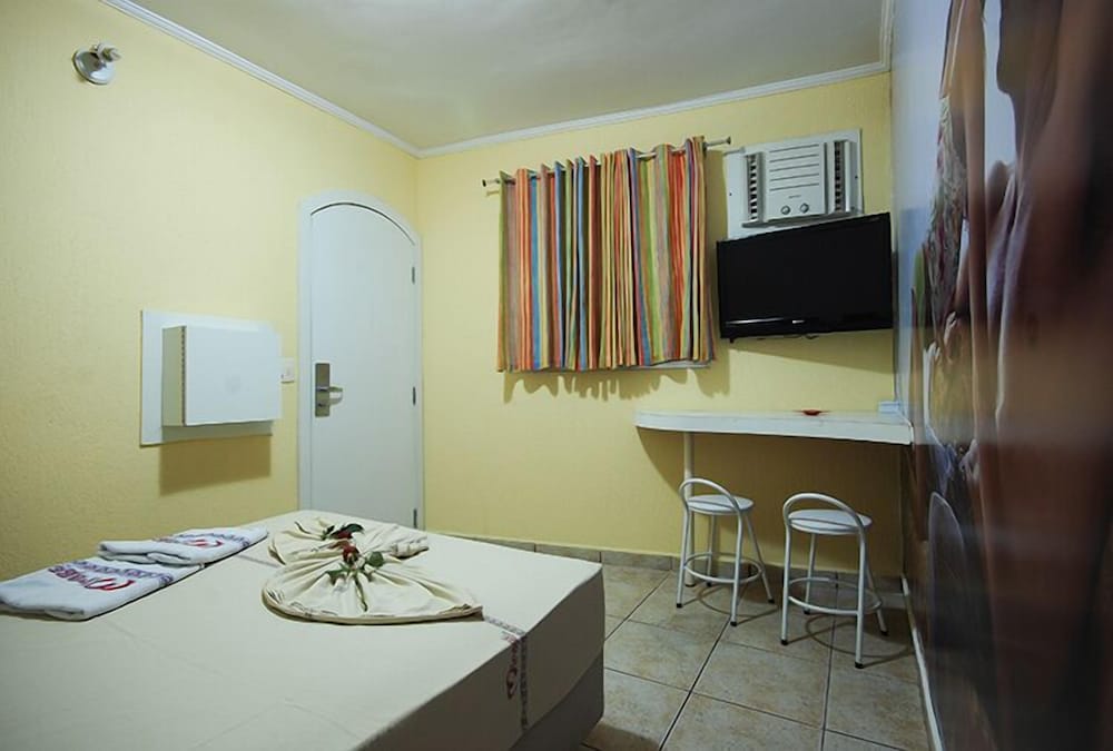 Standard Room photo 2