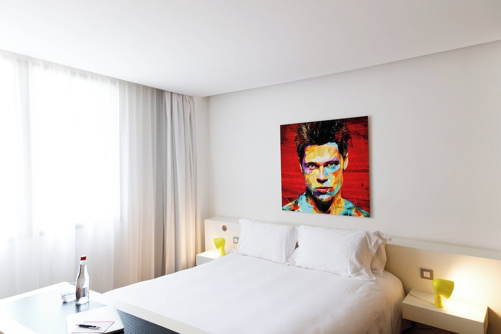 Modern Double Room - Photo 4