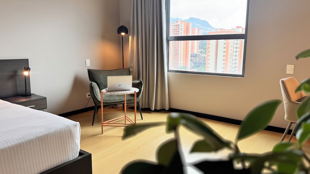 Deluxe Double Room, 1 Queen Bed - Photo 10