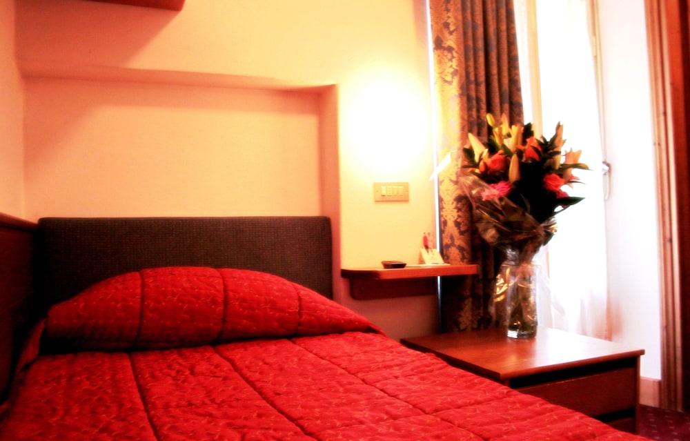 Standard Single Room, 1 Twin Bed, Garden View photo 2
