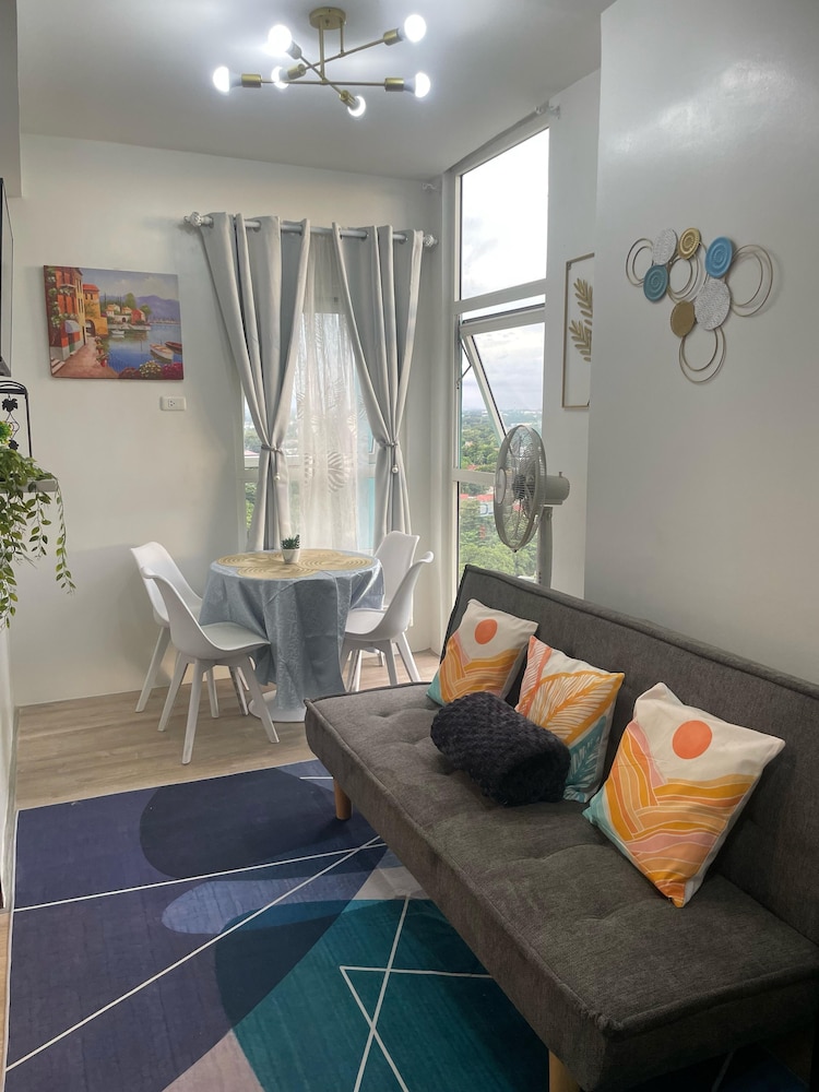 Family Condo, 1 Bedroom, Pool Access, City View photo 1