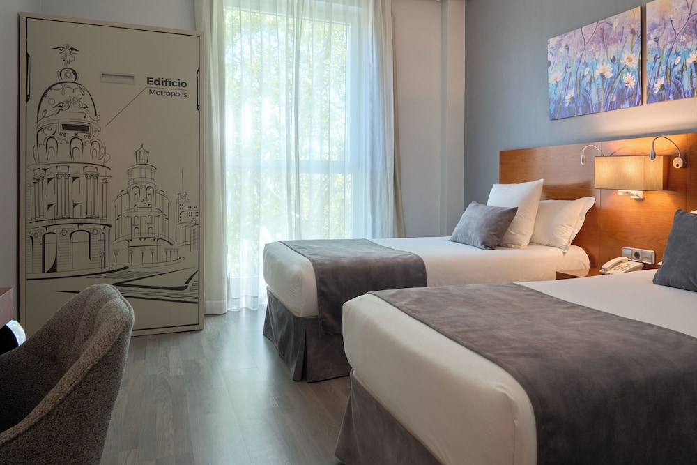 Double Room - Photo 5